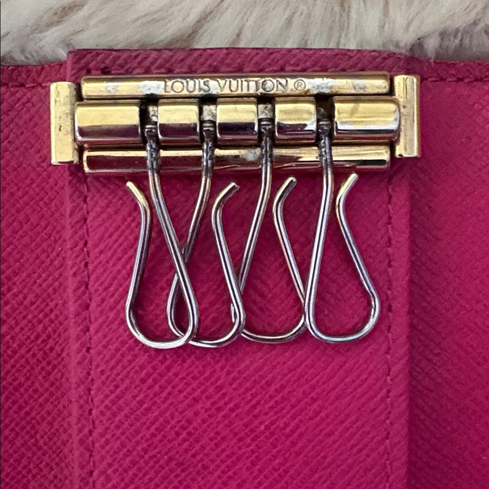 Louis Vuitton Murakami Keyholder - Picture 11 of 16